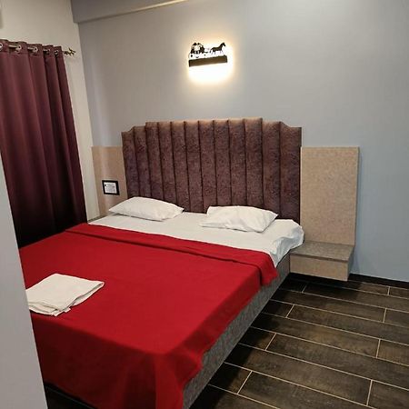 Ragvi Resort Alībāg Ngoại thất bức ảnh